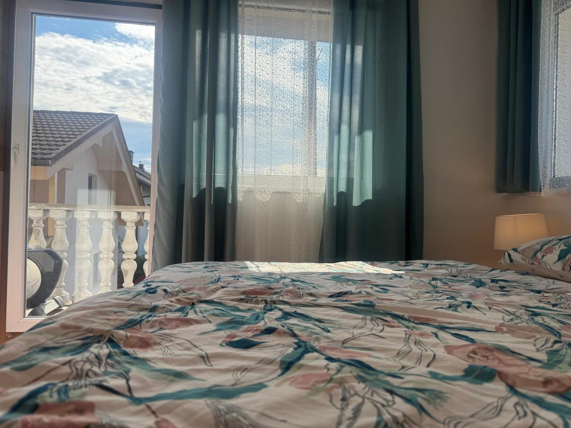 Apartments Zupan Šenčur エクステリア 写真
